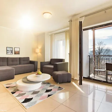 Panorama By Interhome *